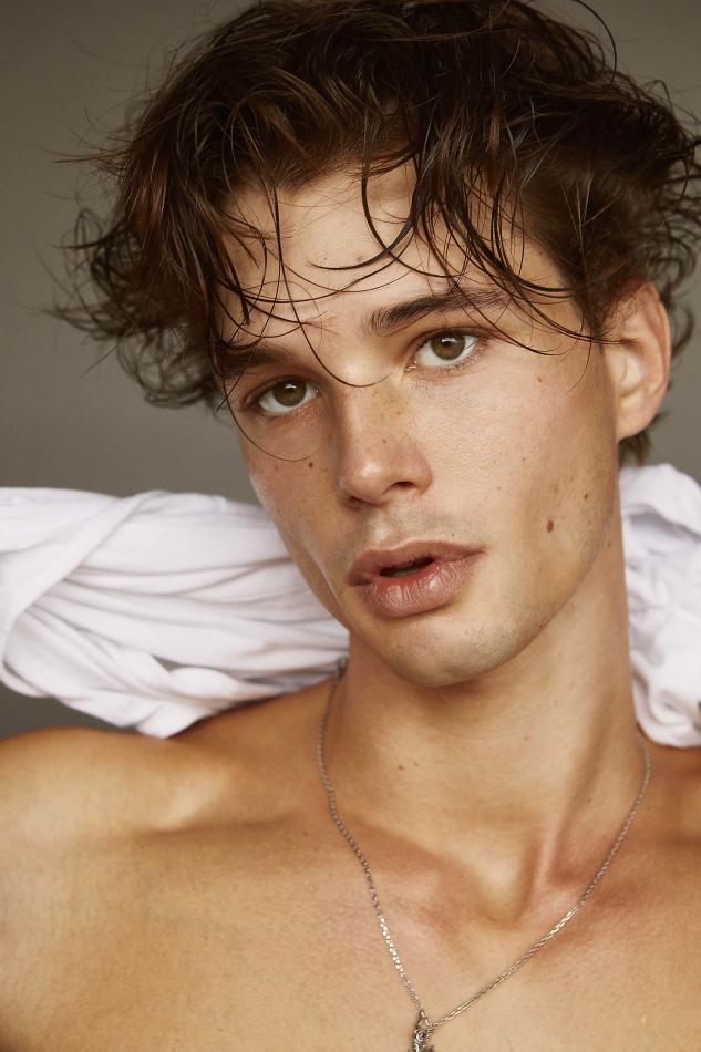 Jakob Jokerst - fashion model portfolio photo 25