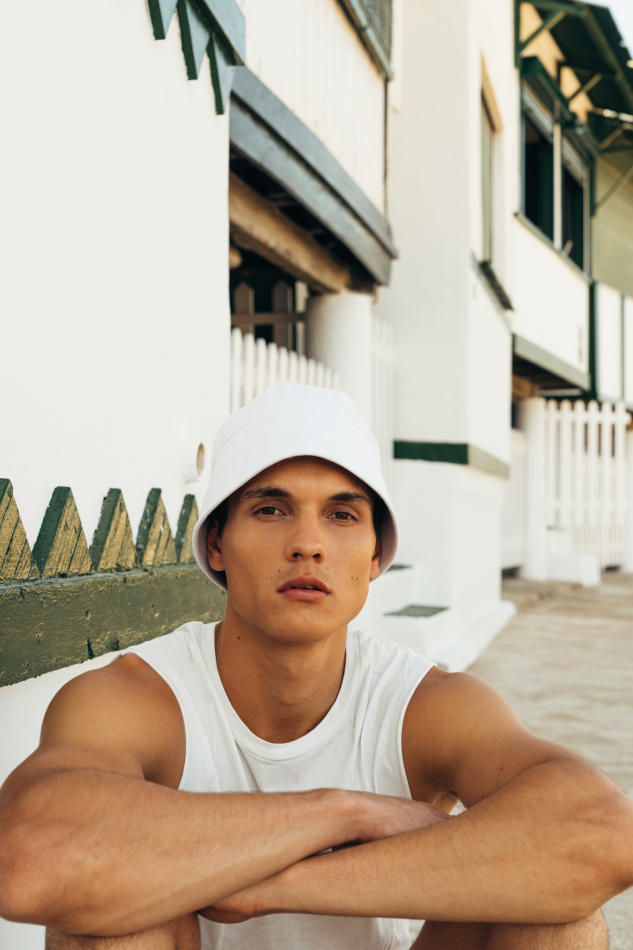 Nehuen Dowbnac - fashion model portfolio photo 7
