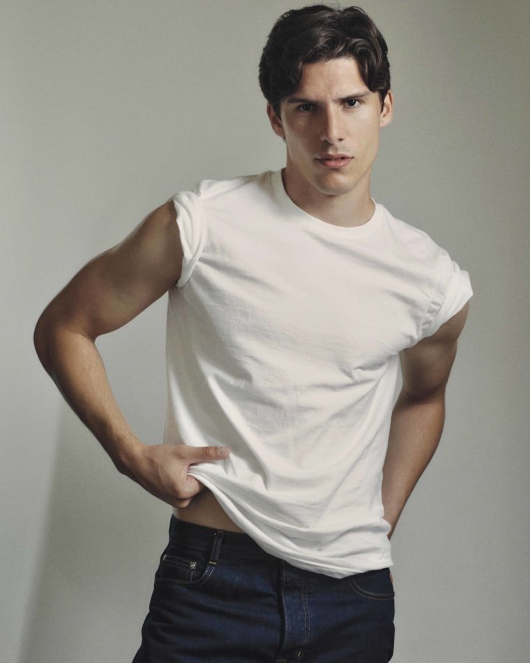 Felipe Duarte - fashion model portfolio photo 2