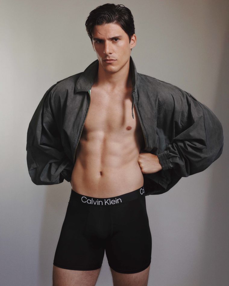 Felipe Duarte - fashion model portfolio photo 20