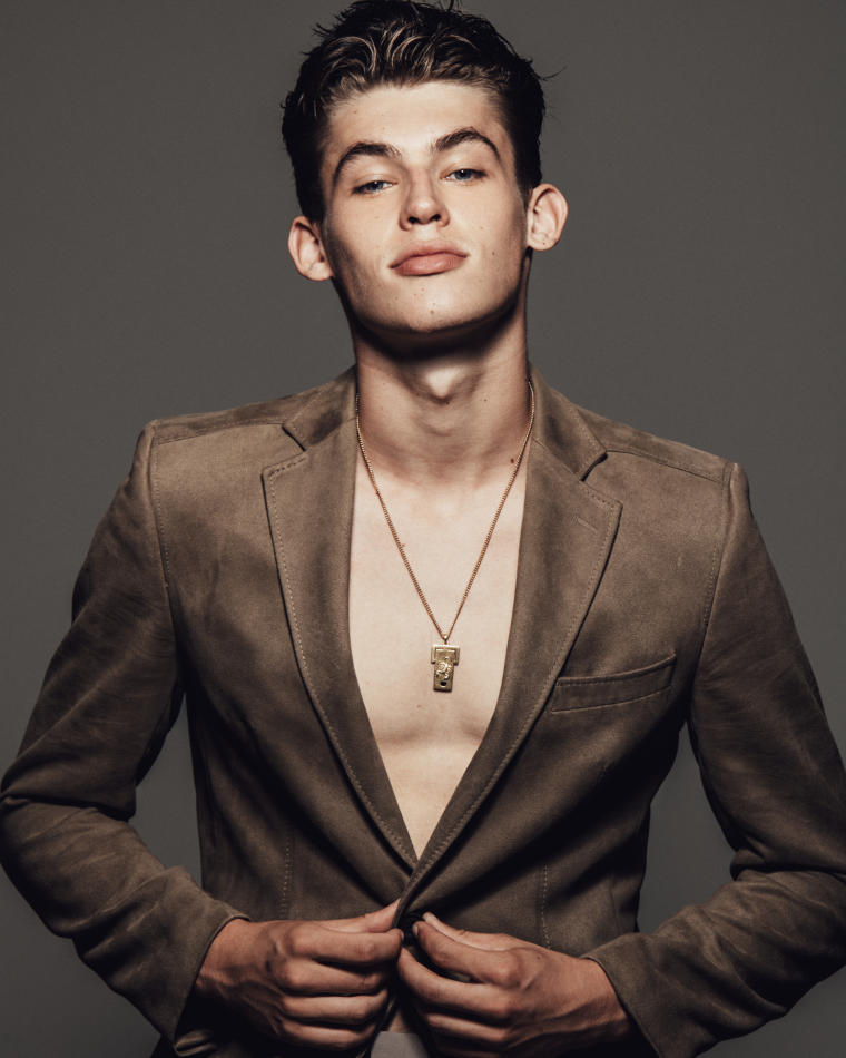 Siemen Mathijs - fashion model portfolio photo 11