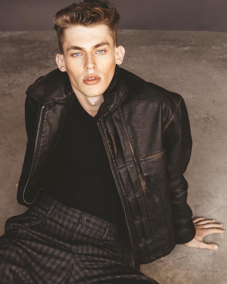 Siemen Mathijs - fashion model portfolio photo 4