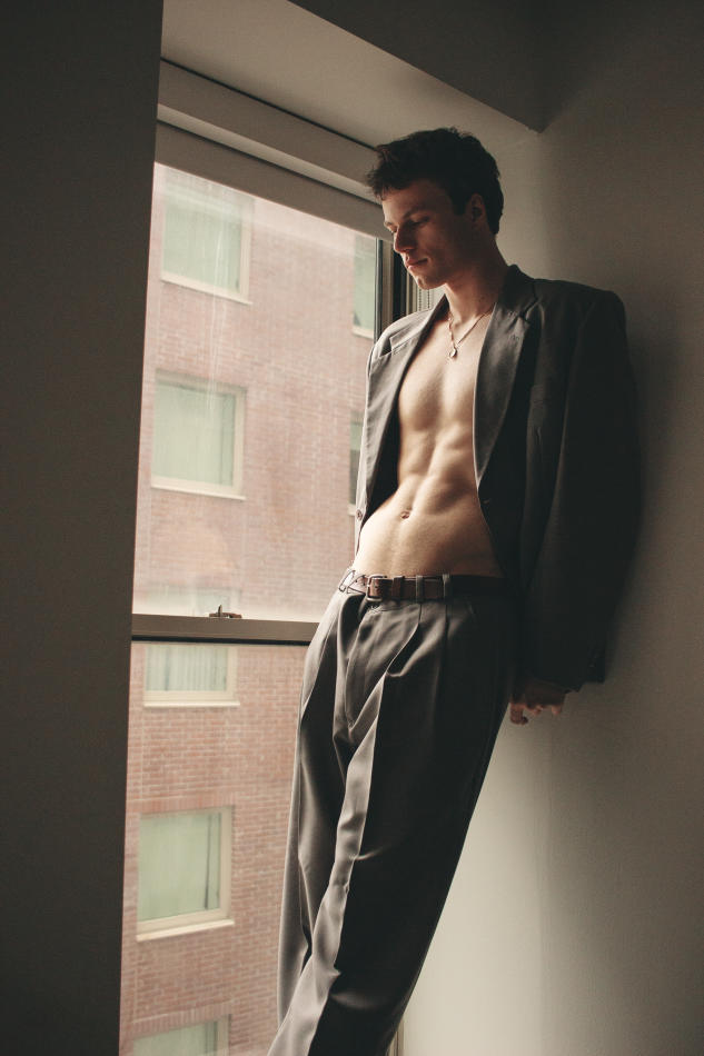 Paxton Lyman - fashion model portfolio photo 6