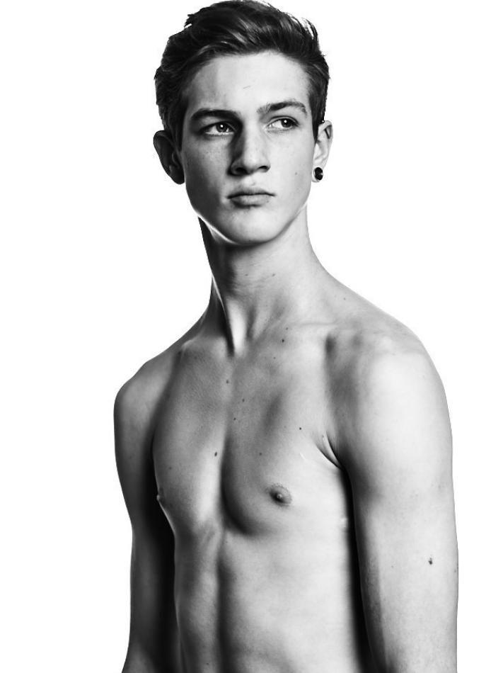 Matt Williams - fashion model portfolio photo 5