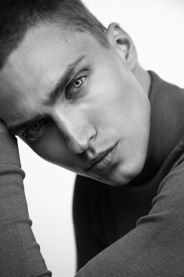 Ostap Chumichev - fashion model portfolio photo 26