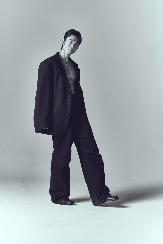 Yerahm Lee - fashion model portfolio photo 2