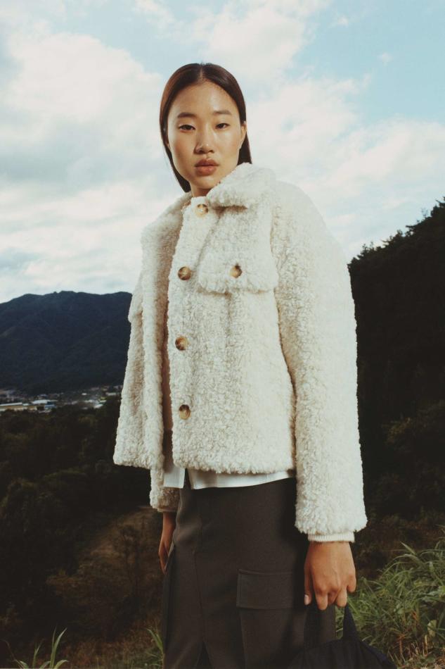 Yihyun Kim - fashion model portfolio photo 15