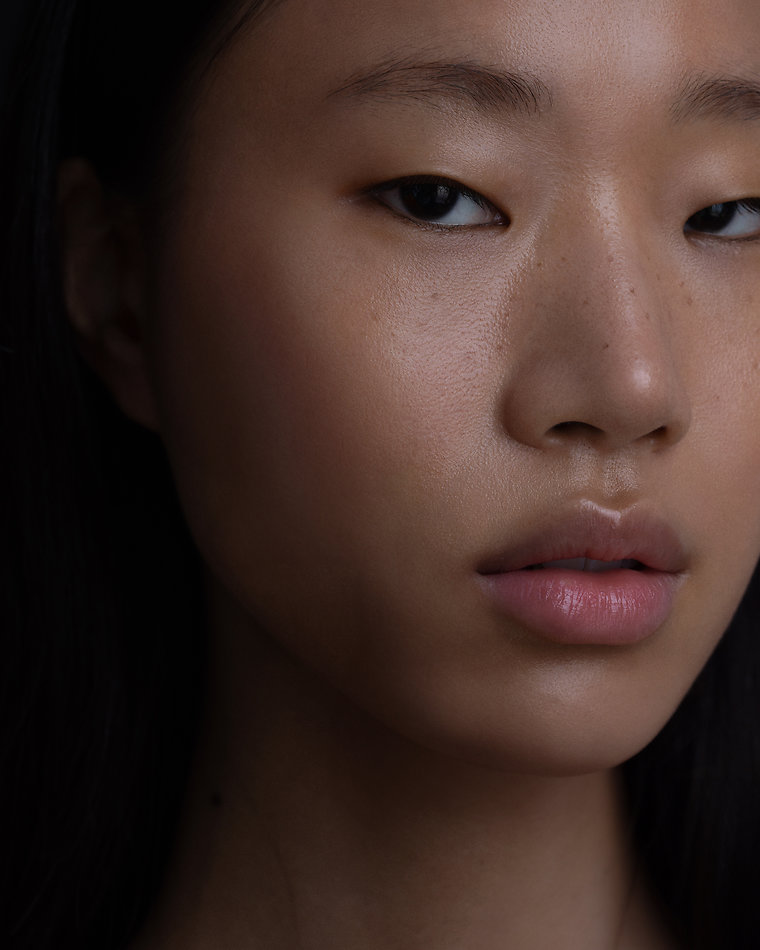 Yihyun Kim - fashion model portfolio photo 1