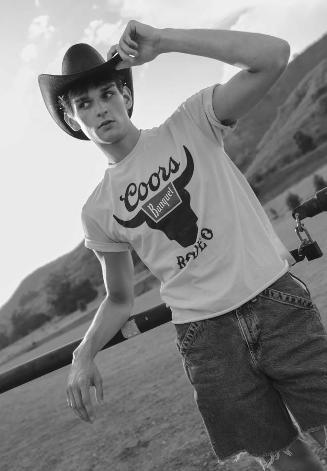 Brandon Barlow - fashion model portfolio photo 3