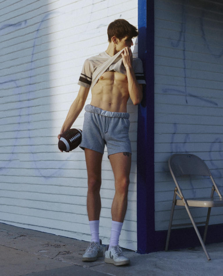 Brandon Barlow - fashion model portfolio photo 10