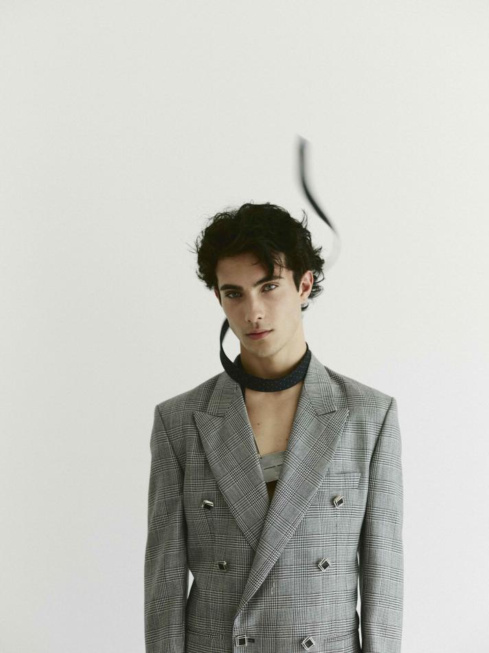Leandro Andorno - fashion model portfolio photo 21