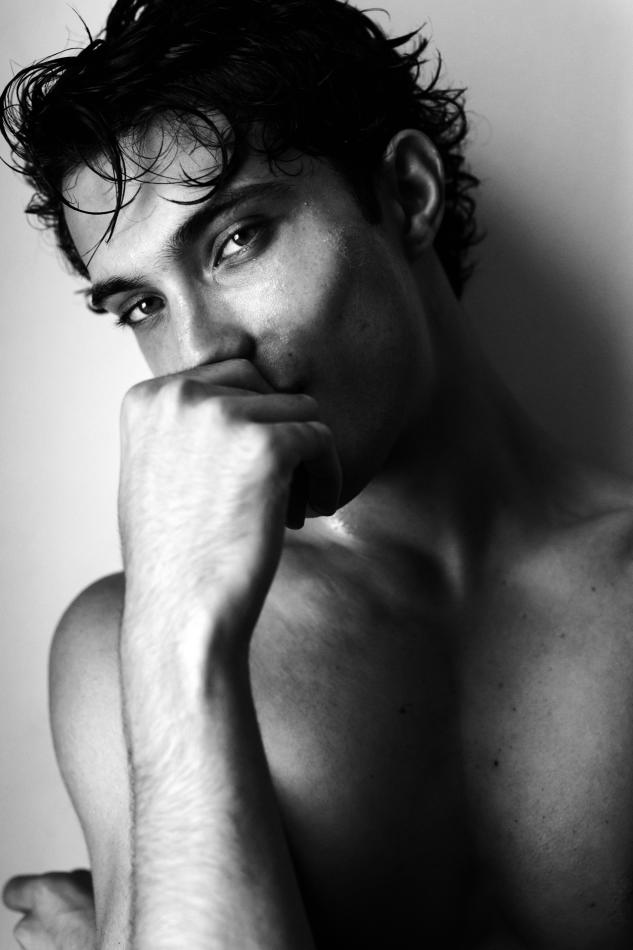 Leandro Andorno - fashion model portfolio photo 27