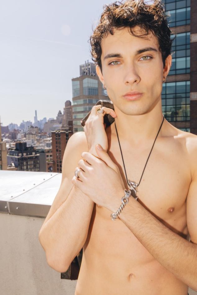 Leandro Andorno - fashion model portfolio photo 8
