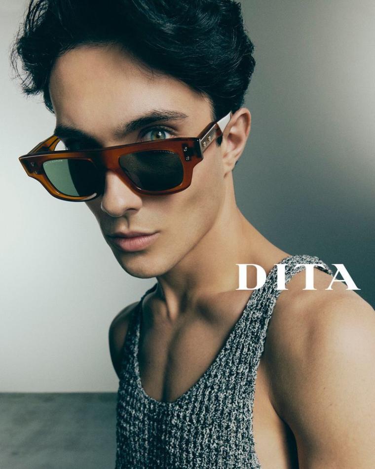 Leandro Andorno - fashion model portfolio photo 10