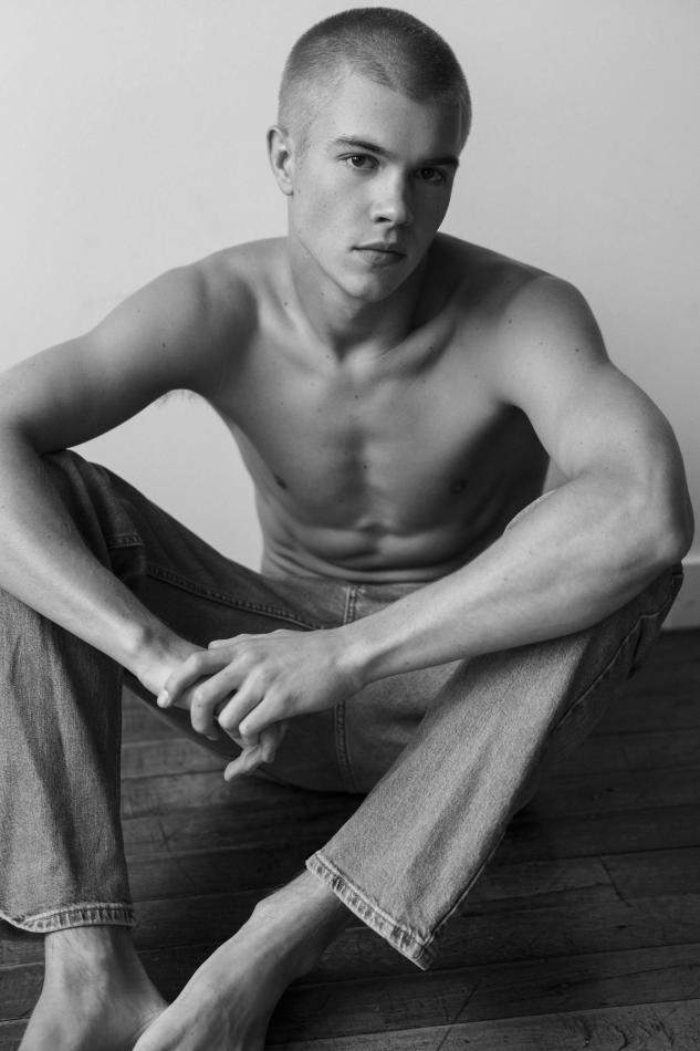 Jacob Watt - fashion model portfolio photo 9