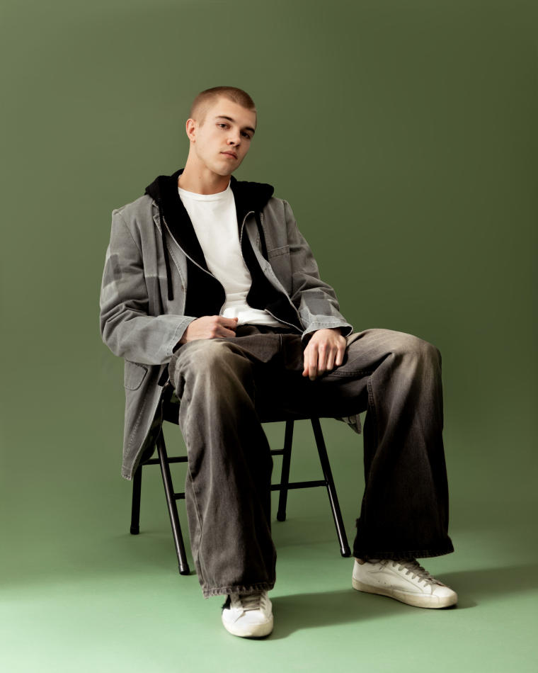 Jacob Watt - fashion model portfolio photo 4