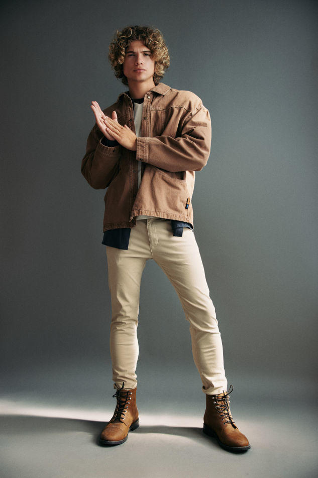 Pierce Sullivan - fashion model portfolio photo 4