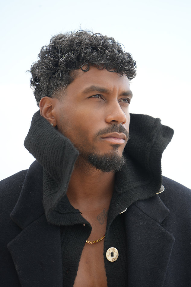 Jarred Evans - fashion model portfolio photo 9