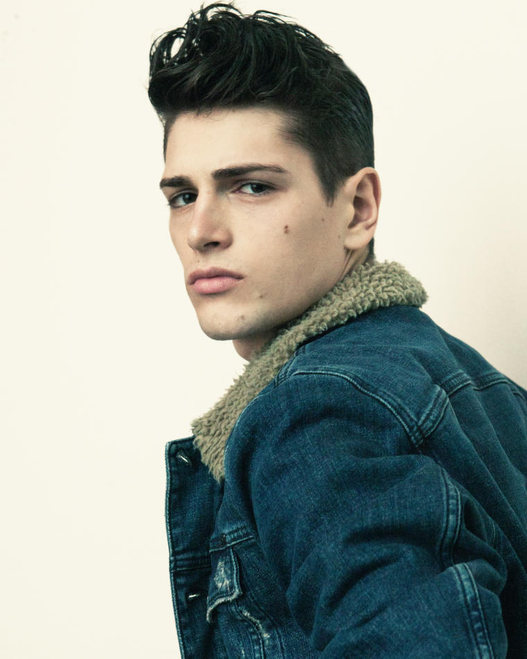 Pietro Battarra - fashion model portfolio photo 20