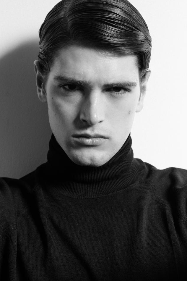 Pietro Battarra - fashion model portfolio photo 41