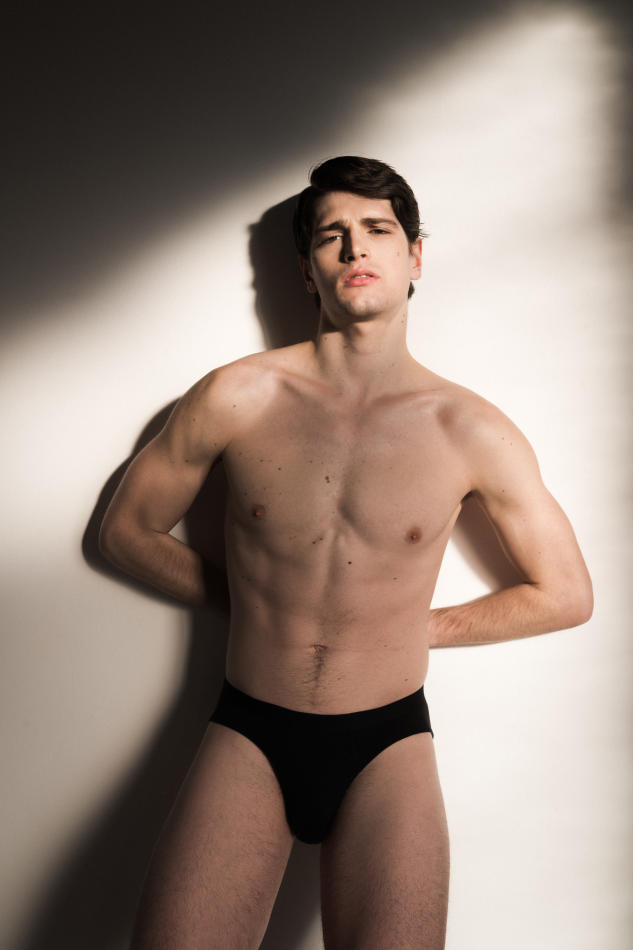 Pietro Battarra - fashion model portfolio photo 31