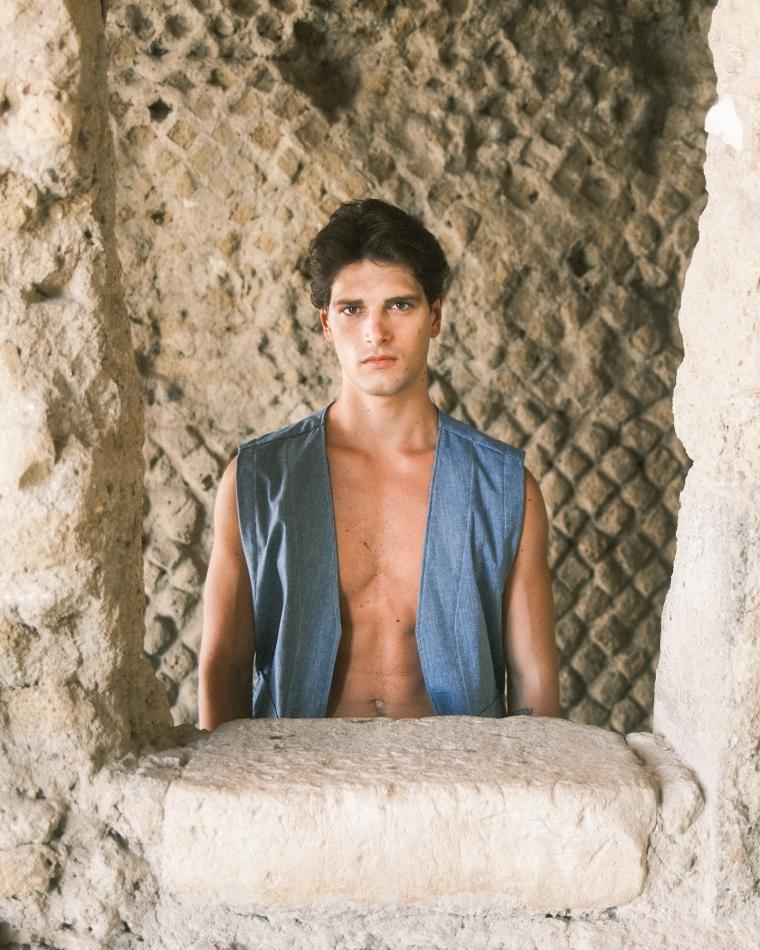 Pietro Battarra - fashion model portfolio photo 7