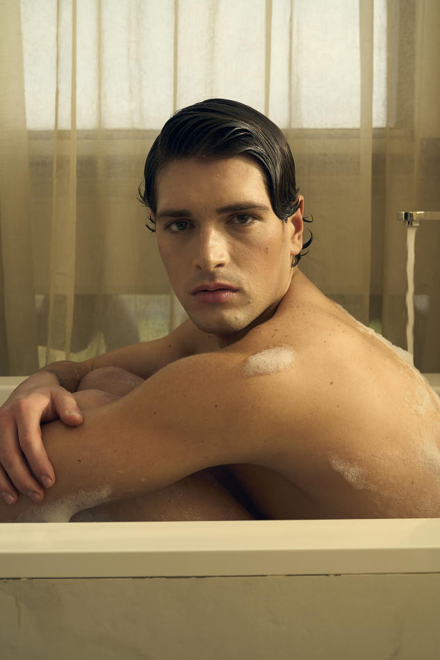 Pietro Battarra - fashion model portfolio photo 10