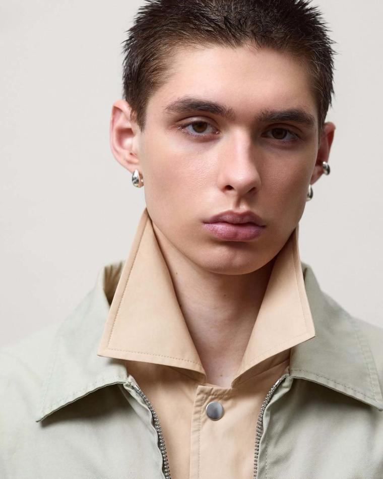 Michal Gruszka - fashion model portfolio photo 2