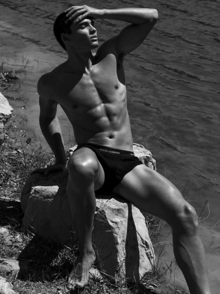 Sebastian Matarrese - fashion model portfolio photo 15