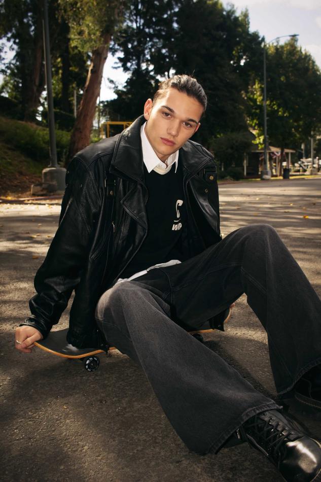 Henry Wallace - fashion model portfolio photo 12
