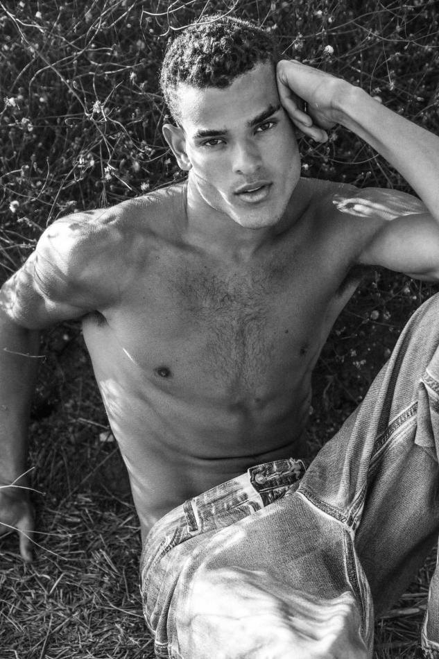 Edu Tozzi - fashion model portfolio photo 33