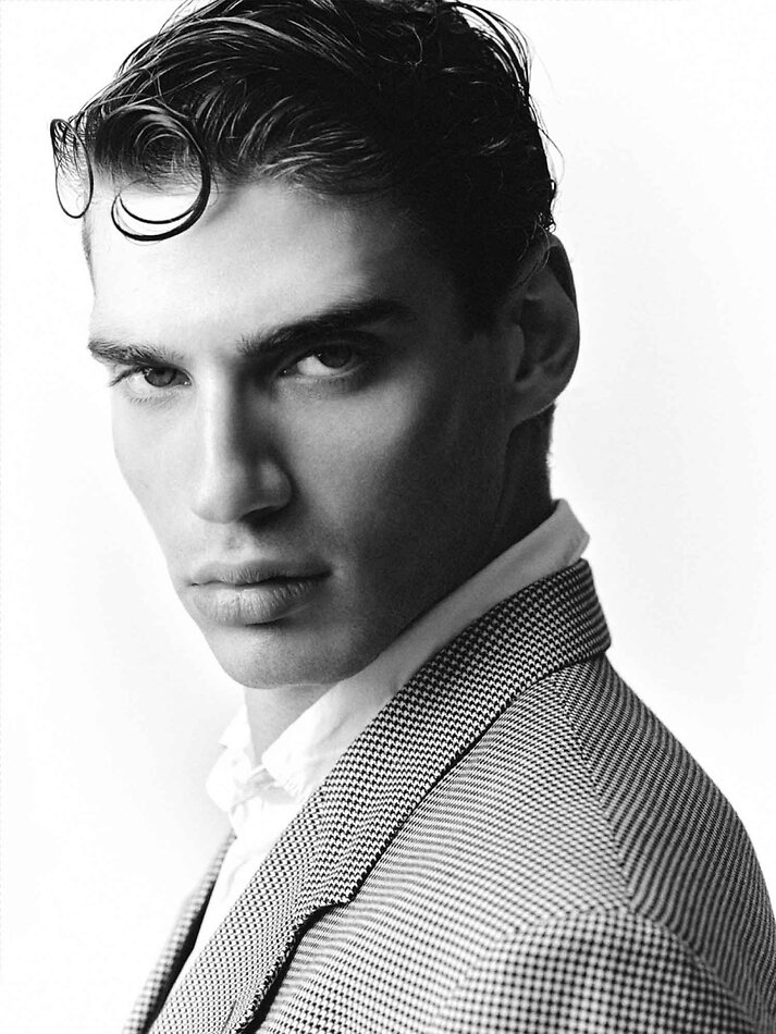 Aleksa Stojanov - fashion model portfolio photo 2