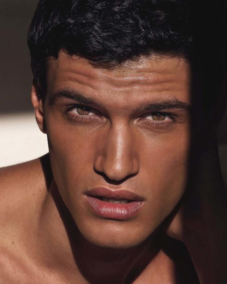 Gianluca Alessi - fashion model portfolio photo 14