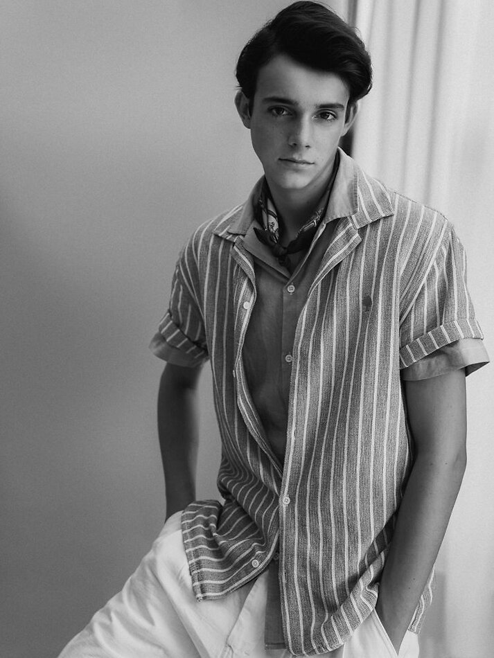 Tristen Hoek - fashion model portfolio photo 12