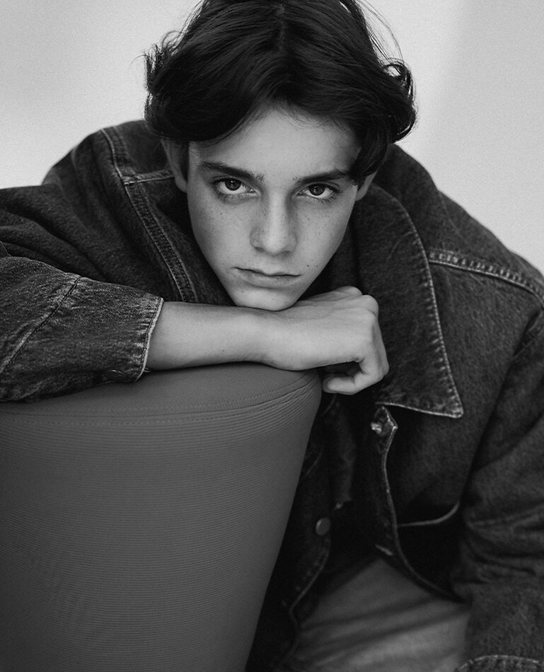 Tristen Hoek - fashion model portfolio photo 8