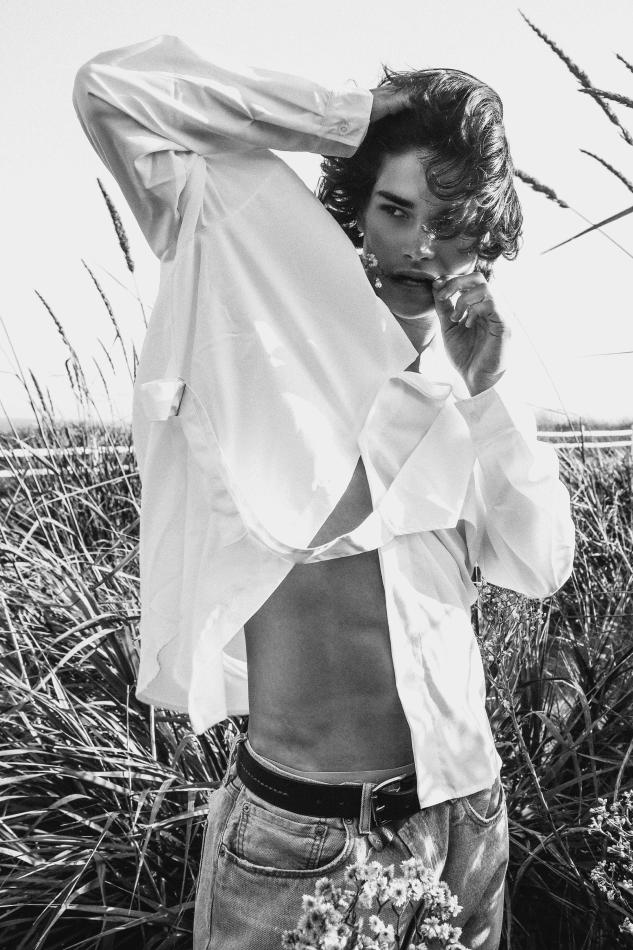 Noah den Hartogh - fashion model portfolio photo 17