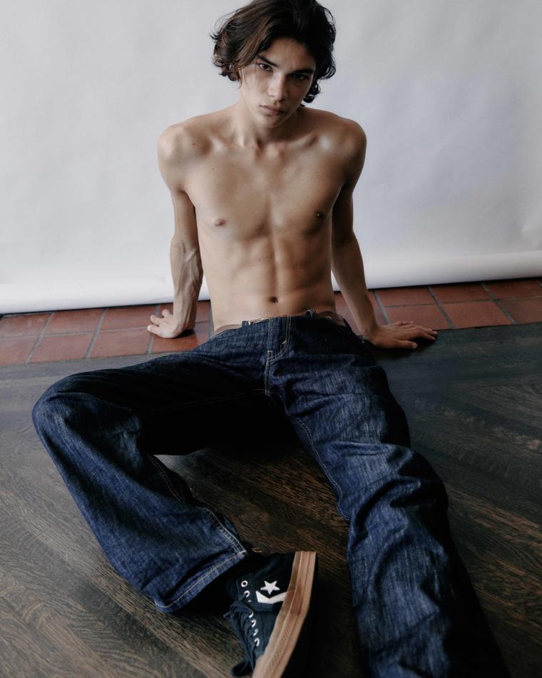 Noah den Hartogh - fashion model portfolio photo 13