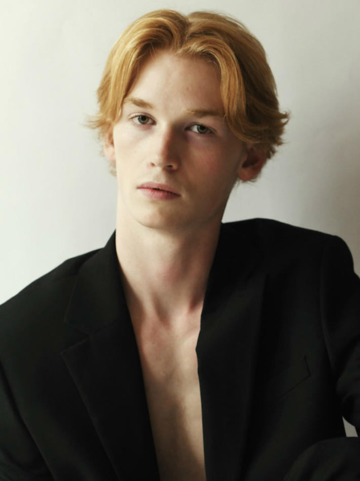 Rupert Guinness - fashion model portfolio photo 1