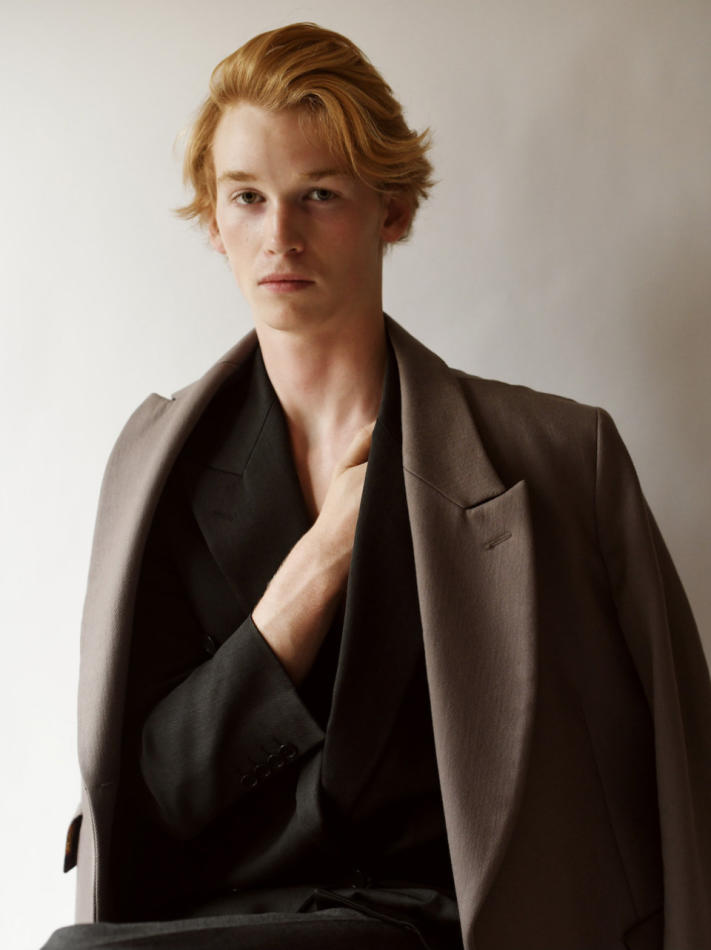 Rupert Guinness - fashion model portfolio photo 8