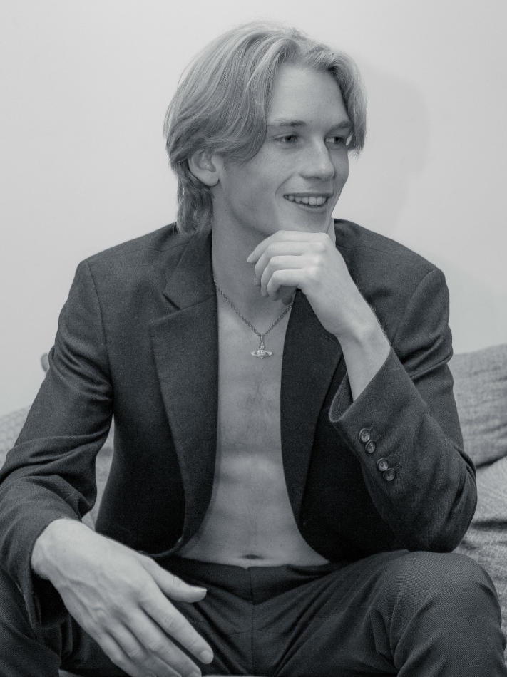 Rupert Guinness - fashion model portfolio photo 9