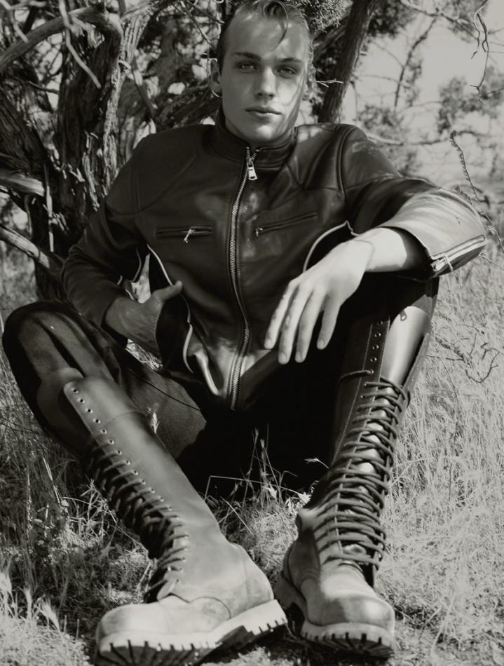 Tanner Knox - fashion model portfolio photo 24