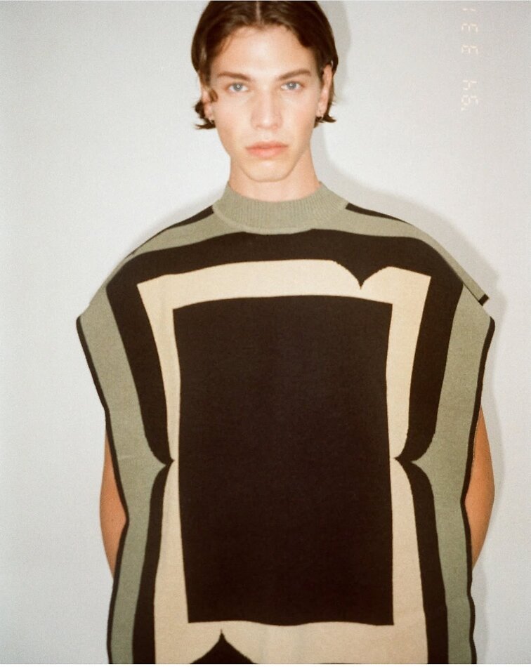 Antonio Tortorella - fashion model portfolio photo 13