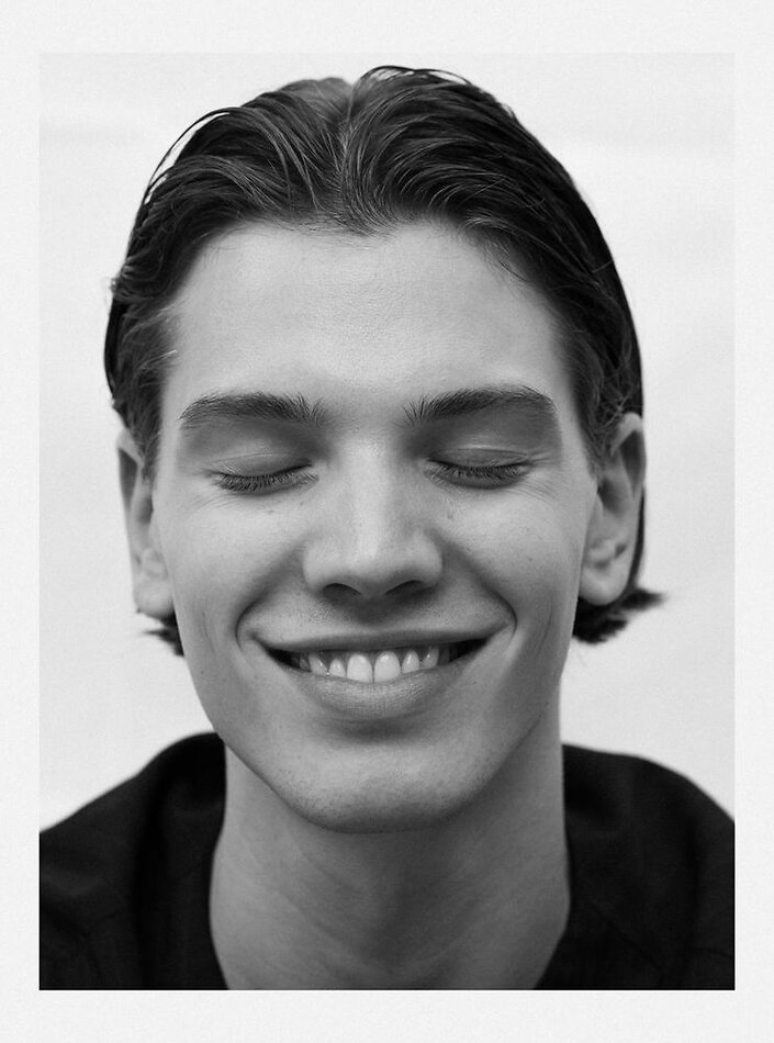 Antonio Tortorella - fashion model portfolio photo 9