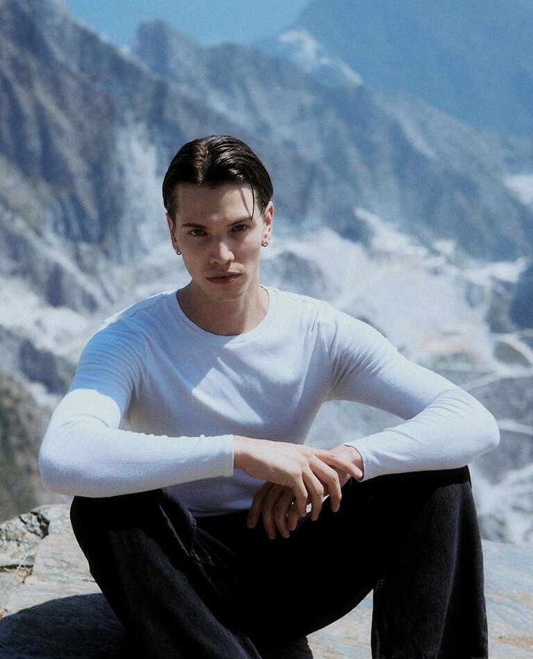 Antonio Tortorella - fashion model portfolio photo 11