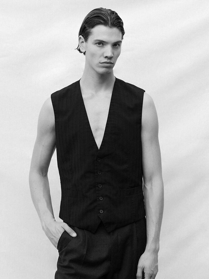 Antonio Tortorella - fashion model portfolio photo 2