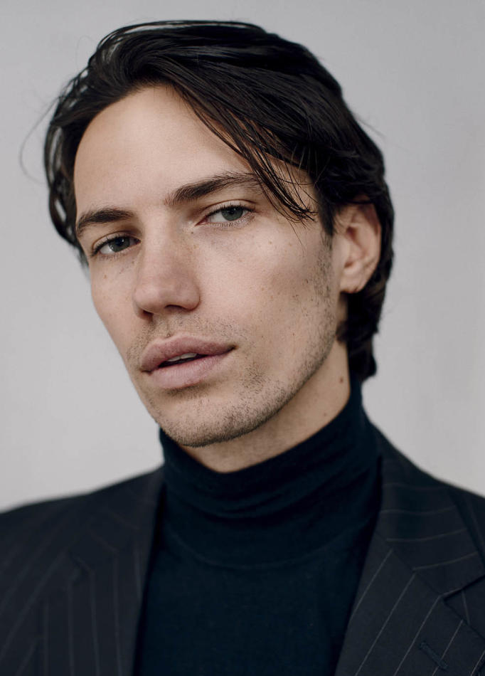 Trevor Brabant - fashion model portfolio photo 1