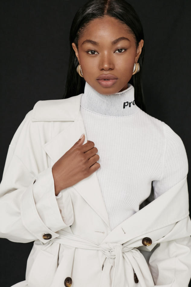 Tori Bass - fashion model portfolio photo 23