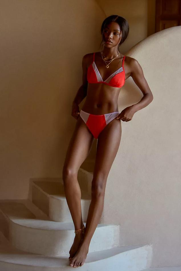 Tori Bass - fashion model portfolio photo 16