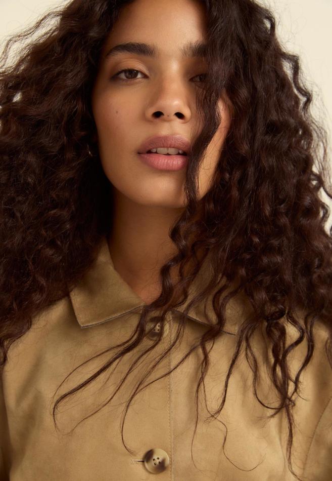 Gabriela Alves - fashion model portfolio photo 1