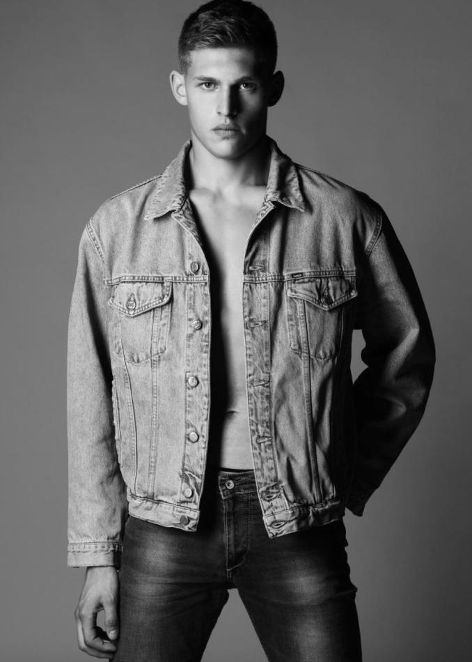 Marko Matovic - fashion model portfolio photo 11